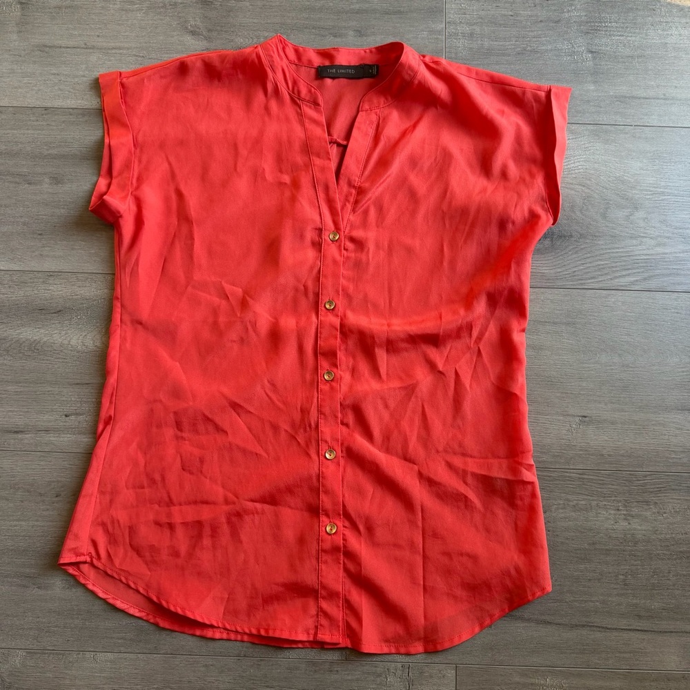 EUC The Limited button down shirt - size small